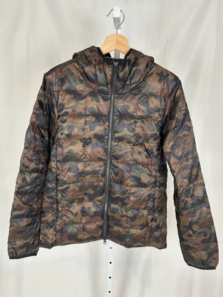 Nwt Taion Unisex Basic Hooded Down Jacket - Regular Camo | 800-Fill | Size Small — image 4 of 8